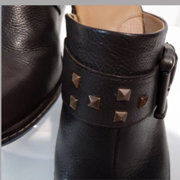 PRICE REDUCED! | Sofft Mules with 3-inch Heel, Size 7-1/2 - Picture 3 of 10